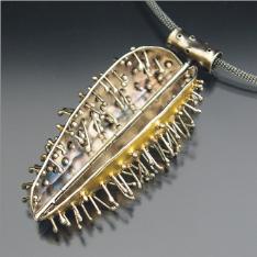 gold beastie